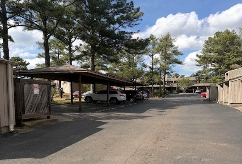 806 THISTLEDOWN DR, Memphis, Tennessee 38117, 2 Bedroom Bedrooms, 5 Room Rooms,1.1 BathroomBathrooms,Residential,For Sale,THISTLEDOWN,0,10218585