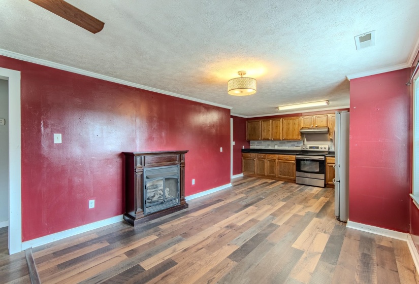 5115 226 HWY, Savannah, Tennessee 38372, 2 Bedrooms Bedrooms, 5 Rooms Rooms,1 BathroomBathrooms,Residential,For Sale,226,10202109