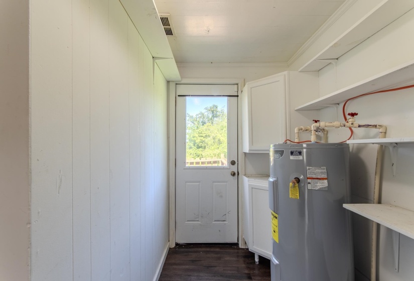5115 226 HWY, Savannah, Tennessee 38372, 2 Bedrooms Bedrooms, 5 Rooms Rooms,1 BathroomBathrooms,Residential,For Sale,226,10202109