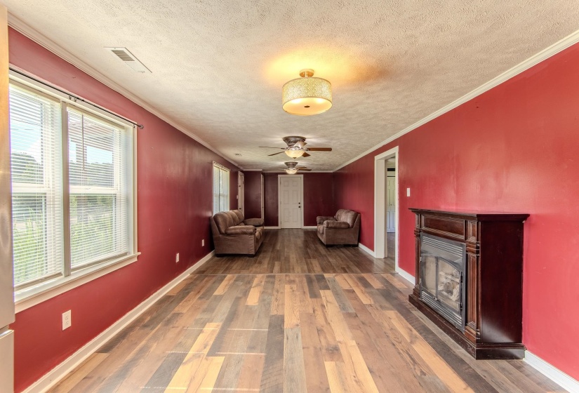 5115 226 HWY, Savannah, Tennessee 38372, 2 Bedrooms Bedrooms, 5 Rooms Rooms,1 BathroomBathrooms,Residential,For Sale,226,10202109