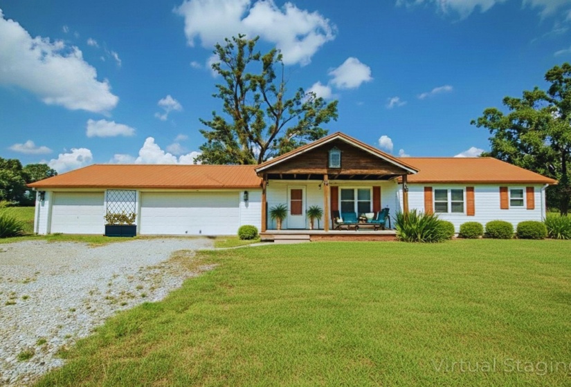5115 226 HWY, Savannah, Tennessee 38372, 2 Bedrooms Bedrooms, 5 Rooms Rooms,1 BathroomBathrooms,Residential,For Sale,226,10202109