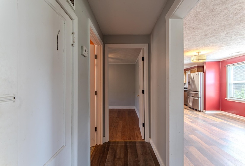 5115 226 HWY, Savannah, Tennessee 38372, 2 Bedrooms Bedrooms, 5 Rooms Rooms,1 BathroomBathrooms,Residential,For Sale,226,10202109
