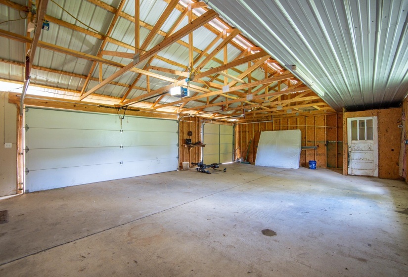 5115 226 HWY, Savannah, Tennessee 38372, 2 Bedrooms Bedrooms, 5 Rooms Rooms,1 BathroomBathrooms,Residential,For Sale,226,10202109