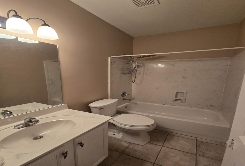 5186 GUFFIN ROAD RD, Bartlett, Tennessee 38135, 4 Bedroom Bedrooms, 9 Room Rooms,3 BathroomBathrooms,Residential,For Sale,GUFFIN ROAD,0,10218593
