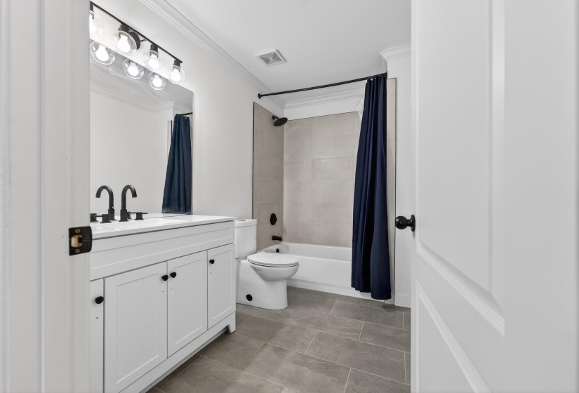 9376 FOREST WIND CV, Collierville, Tennessee 38017, 9 Bedroom Bedrooms, 18 Room Rooms,9.2 BathroomBathrooms,Residential,For Sale,FOREST WIND,0,10218596