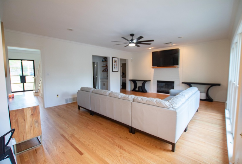 9634 GOTTEN WAY WAY, Germantown, Tennessee 38139, 6 Bedroom Bedrooms, 11 Room Rooms,3.1 BathroomBathrooms,Residential,For Sale,GOTTEN WAY,0,10218636
