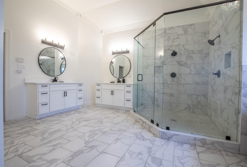 9634 GOTTEN WAY WAY, Germantown, Tennessee 38139, 6 Bedroom Bedrooms, 11 Room Rooms,3.1 BathroomBathrooms,Residential,For Sale,GOTTEN WAY,0,10218636