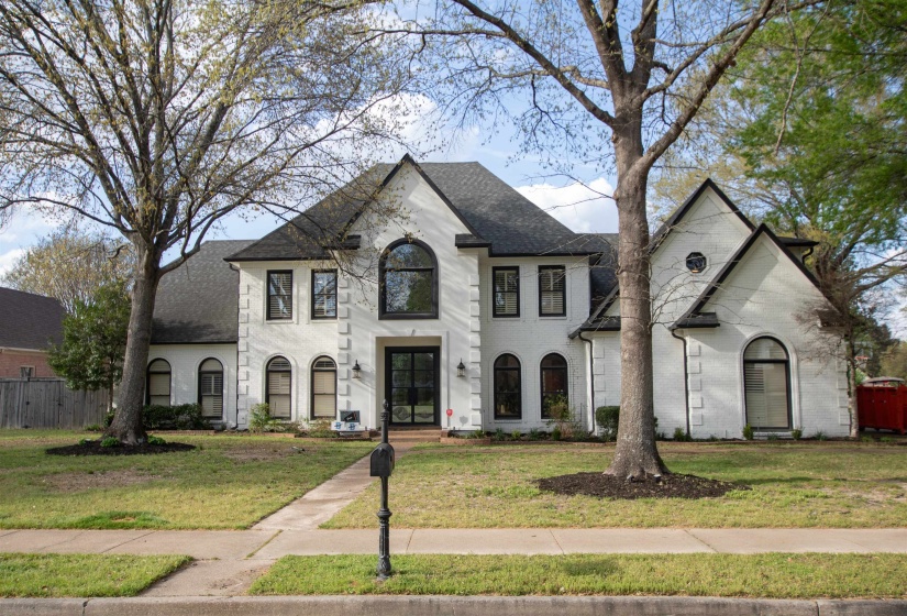9634 GOTTEN WAY WAY, Germantown, Tennessee 38139, 6 Bedroom Bedrooms, 11 Room Rooms,3.1 BathroomBathrooms,Residential,For Sale,GOTTEN WAY,0,10218636