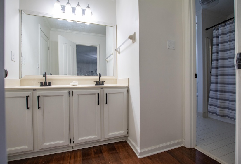 9634 GOTTEN WAY WAY, Germantown, Tennessee 38139, 6 Bedroom Bedrooms, 11 Room Rooms,3.1 BathroomBathrooms,Residential,For Sale,GOTTEN WAY,0,10218636