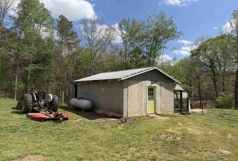 940 OLD LULA RD, Reagan, Tennessee 38368, 4 Bedrooms Bedrooms, 11 Rooms Rooms,2 BathroomsBathrooms,Residential,For Sale,OLD LULA,10218645