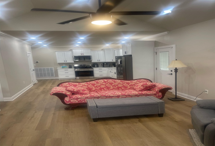210 CHURCH ST, Ripley, Tennessee 38063, 3 Bedroom Bedrooms, 8 Room Rooms,2 BathroomBathrooms,Residential,For Sale,CHURCH,0,10218648