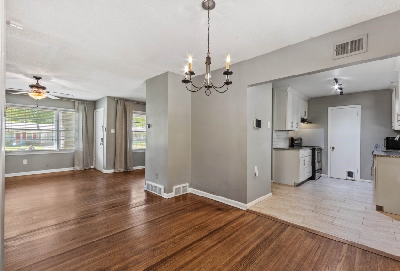 1450 WALTON RD, Memphis, Tennessee 38117, 2 Bedrooms Bedrooms, 6 Rooms Rooms,1 BathroomBathrooms,Residential,For Sale,WALTON,10218655