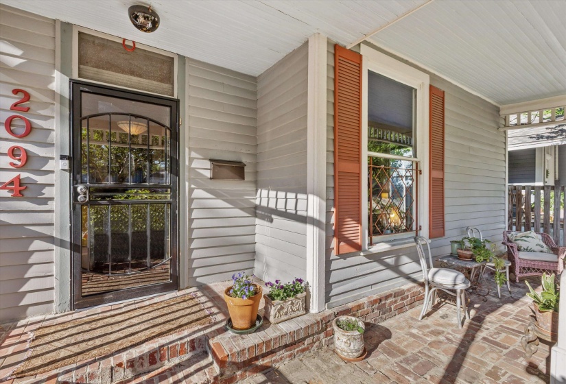 2094 CARR AVE, Memphis, Tennessee 38104, 2 Bedroom Bedrooms, 5 Room Rooms,1 BathroomBathrooms,Residential,For Sale,CARR,0,10218657