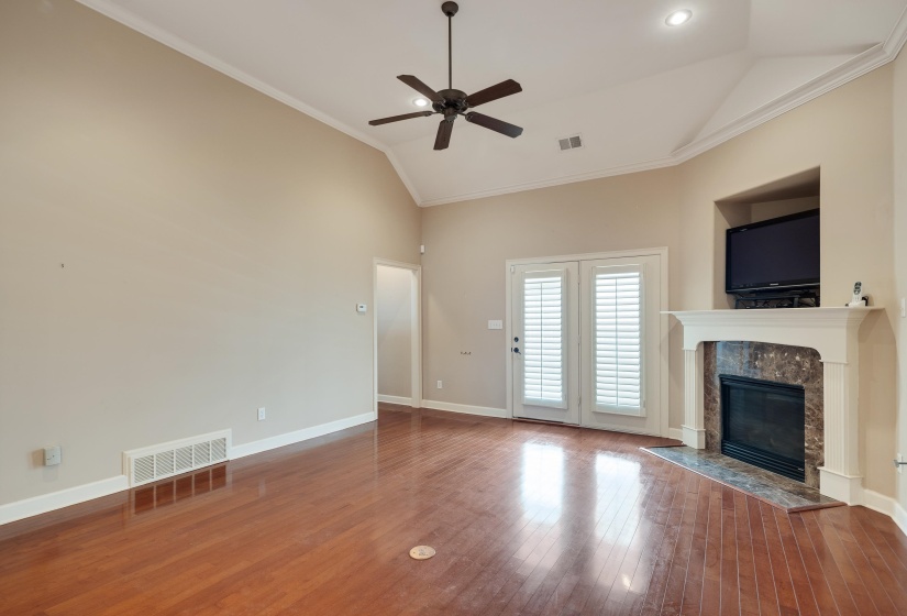 1620 RYAMAR CV, Memphis, Tennessee 38016, 2 Bedrooms Bedrooms, 6 Rooms Rooms,2 BathroomsBathrooms,Residential,For Sale,RYAMAR,10218666