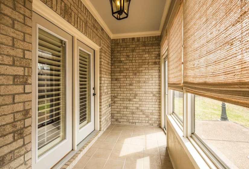 1620 RYAMAR CV, Memphis, Tennessee 38016, 2 Bedrooms Bedrooms, 6 Rooms Rooms,2 BathroomsBathrooms,Residential,For Sale,RYAMAR,10218666