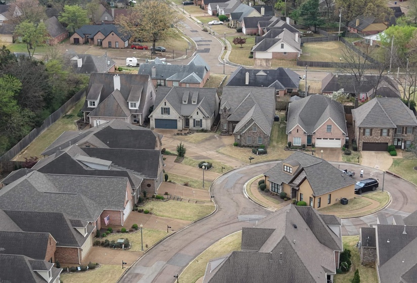 1620 RYAMAR CV, Memphis, Tennessee 38016, 2 Bedrooms Bedrooms, 6 Rooms Rooms,2 BathroomsBathrooms,Residential,For Sale,RYAMAR,10218666