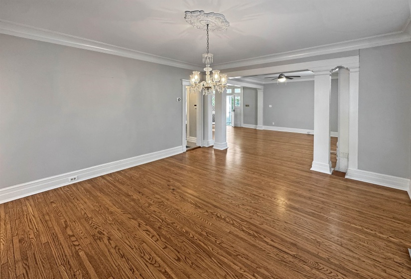 1867 COWDEN AVE, Memphis, Tennessee 38104, 3 Bedrooms Bedrooms, 8 Rooms Rooms,2.1 BathroomsBathrooms,Residential,For Sale,COWDEN,10218680