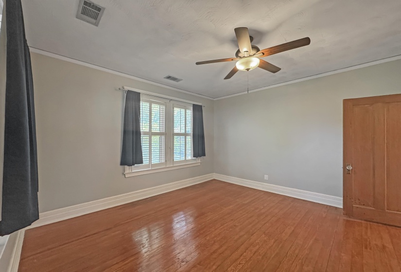 1867 COWDEN AVE, Memphis, Tennessee 38104, 3 Bedrooms Bedrooms, 8 Rooms Rooms,2.1 BathroomsBathrooms,Residential,For Sale,COWDEN,10218680