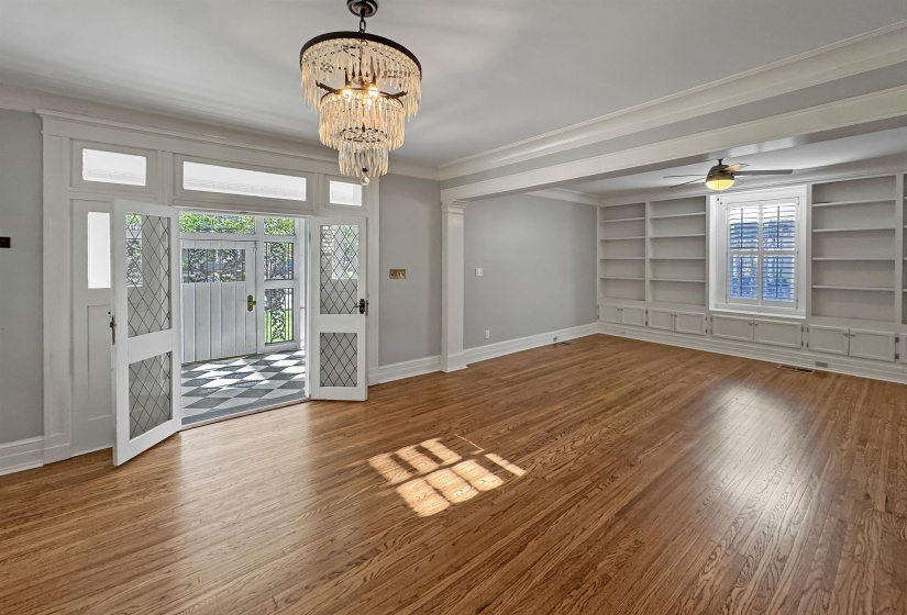1867 COWDEN AVE, Memphis, Tennessee 38104, 3 Bedrooms Bedrooms, 8 Rooms Rooms,2.1 BathroomsBathrooms,Residential,For Sale,COWDEN,10218680