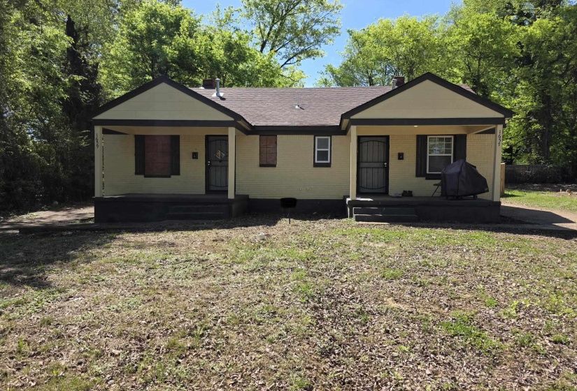 1657 SOUTHERN AVE, Memphis, Tennessee 38114, 1 Bedroom Bedrooms, ,1 BathroomBathrooms,Duplexes,For Sale,SOUTHERN,10218700