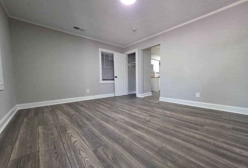 1657 SOUTHERN AVE, Memphis, Tennessee 38114, 1 Bedroom Bedrooms, ,1 BathroomBathrooms,Duplexes,For Sale,SOUTHERN,10218700