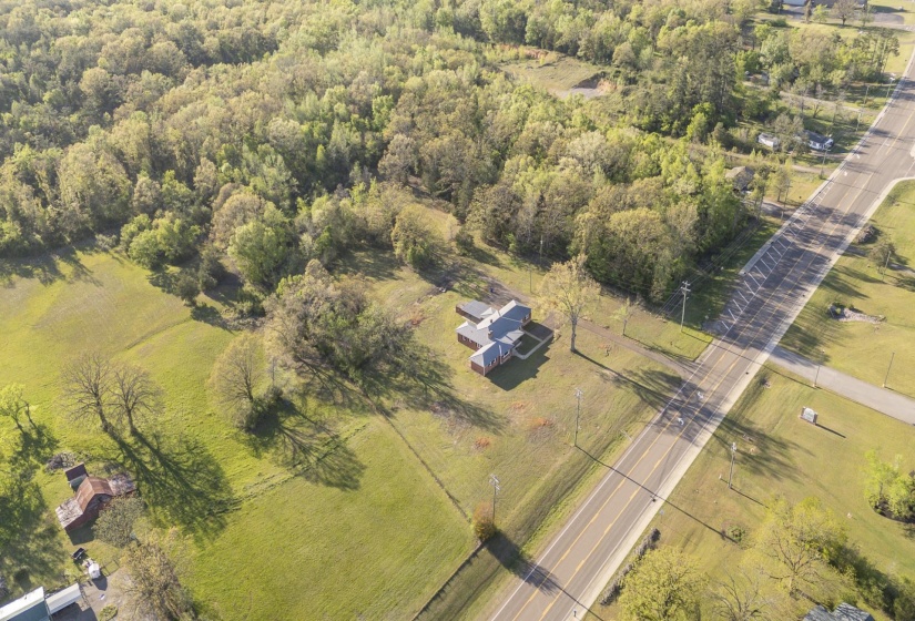 10135 128 HWY, Savannah, Tennessee 38372, 4 Bedroom Bedrooms, 8 Room Rooms,3 BathroomBathrooms,Residential,For Sale,128,0,10218725