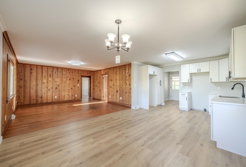 10135 128 HWY, Savannah, Tennessee 38372, 4 Bedroom Bedrooms, 8 Room Rooms,3 BathroomBathrooms,Residential,For Sale,128,0,10218725