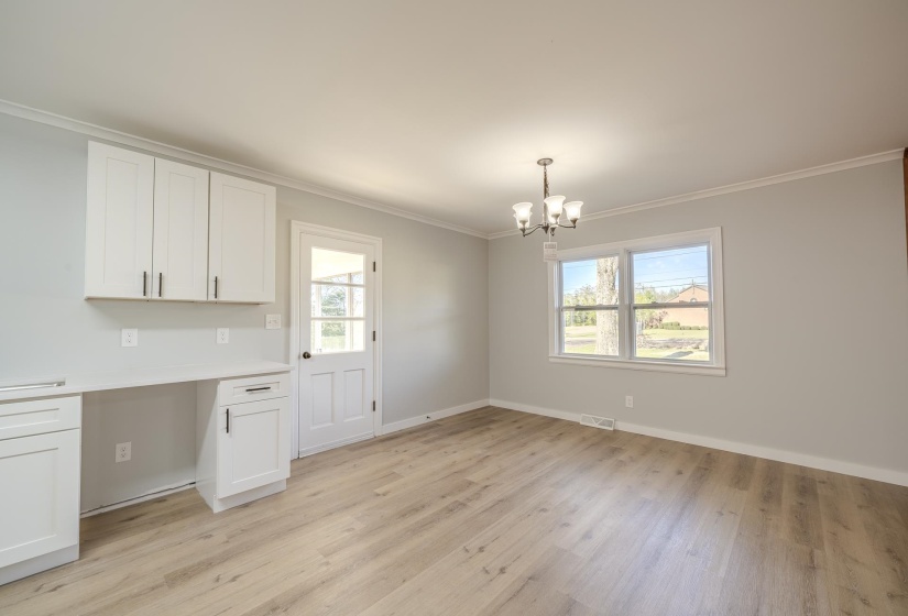 10135 128 HWY, Savannah, Tennessee 38372, 4 Bedroom Bedrooms, 8 Room Rooms,3 BathroomBathrooms,Residential,For Sale,128,0,10218725