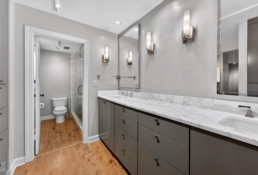 585 GREER ST, Memphis, Tennessee 38111, 3 Bedroom Bedrooms, 7 Room Rooms,3 BathroomBathrooms,Residential,For Sale,GREER,0,10218726