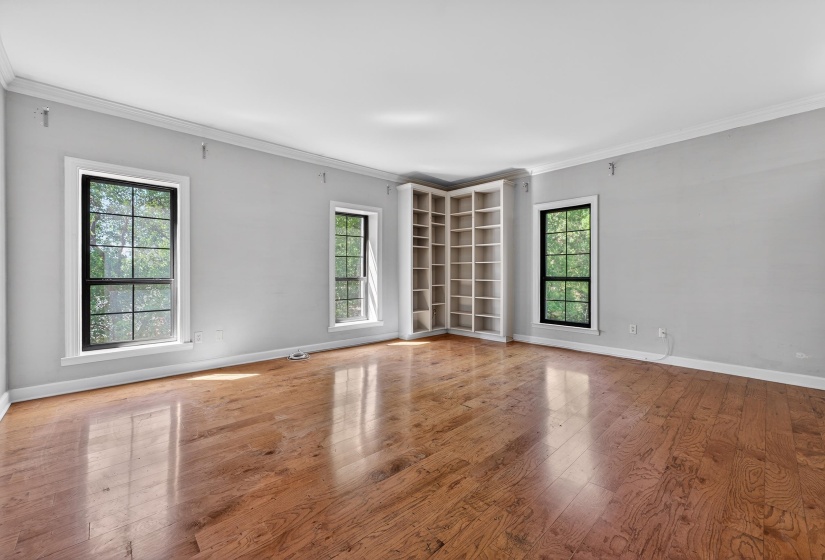 585 GREER ST, Memphis, Tennessee 38111, 3 Bedroom Bedrooms, 7 Room Rooms,3 BathroomBathrooms,Residential,For Sale,GREER,0,10218726