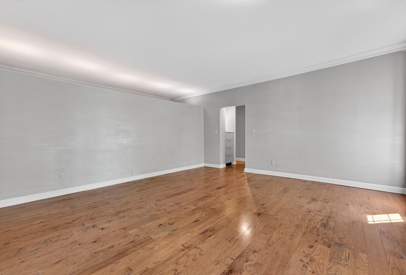 585 GREER ST, Memphis, Tennessee 38111, 3 Bedroom Bedrooms, 7 Room Rooms,3 BathroomBathrooms,Residential,For Sale,GREER,0,10218726