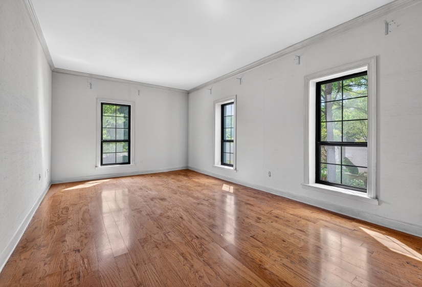 585 GREER ST, Memphis, Tennessee 38111, 3 Bedroom Bedrooms, 7 Room Rooms,3 BathroomBathrooms,Residential,For Sale,GREER,0,10218726