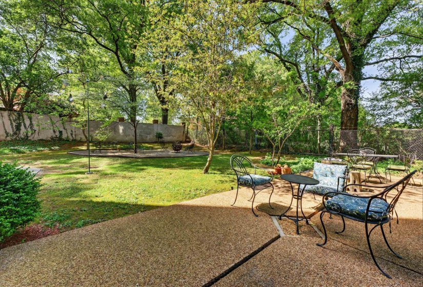 585 GREER ST, Memphis, Tennessee 38111, 3 Bedroom Bedrooms, 7 Room Rooms,3 BathroomBathrooms,Residential,For Sale,GREER,0,10218726
