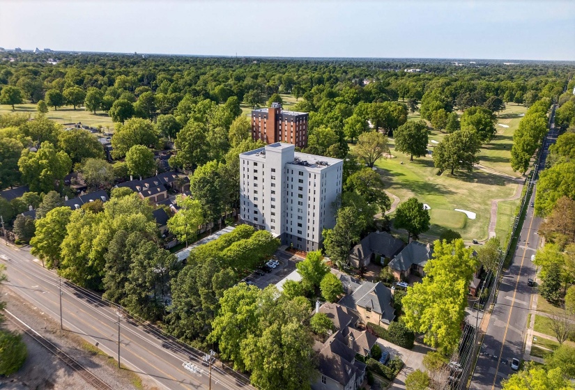 585 GREER ST, Memphis, Tennessee 38111, 3 Bedroom Bedrooms, 7 Room Rooms,3 BathroomBathrooms,Residential,For Sale,GREER,0,10218726