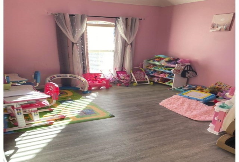 7672 ROMERO DR, Bartlett, Tennessee 38002, 3 Bedrooms Bedrooms, 8 Rooms Rooms,2 BathroomsBathrooms,Residential,For Sale,ROMERO,10218738