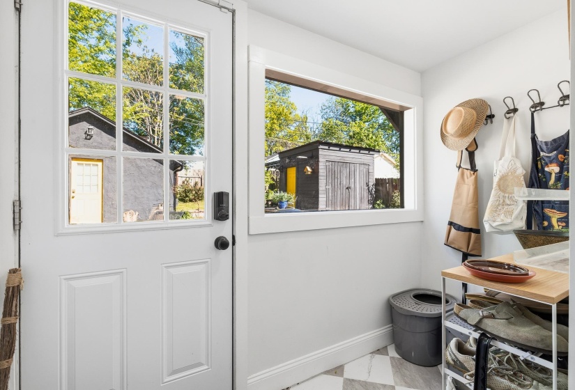 1044 BRUCE ST, Memphis, Tennessee 38104, 2 Bedrooms Bedrooms, 5 Rooms Rooms,1 BathroomBathrooms,Residential,For Sale,BRUCE,10218682