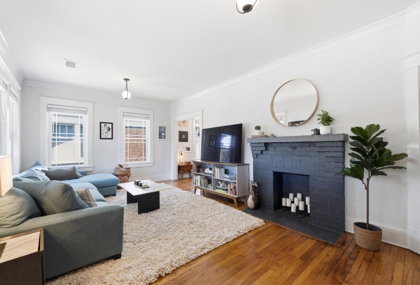 1044 BRUCE ST, Memphis, Tennessee 38104, 2 Bedrooms Bedrooms, 5 Rooms Rooms,1 BathroomBathrooms,Residential,For Sale,BRUCE,10218682