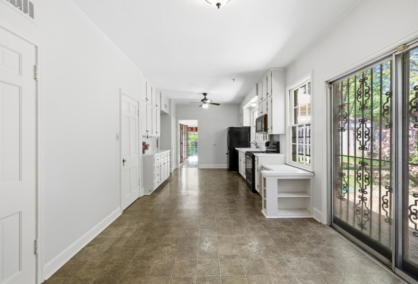 710 ROSEMARY LN, Memphis, Tennessee 38104, 2 Bedrooms Bedrooms, 7 Rooms Rooms,1 BathroomBathrooms,Residential,For Sale,ROSEMARY,10218684