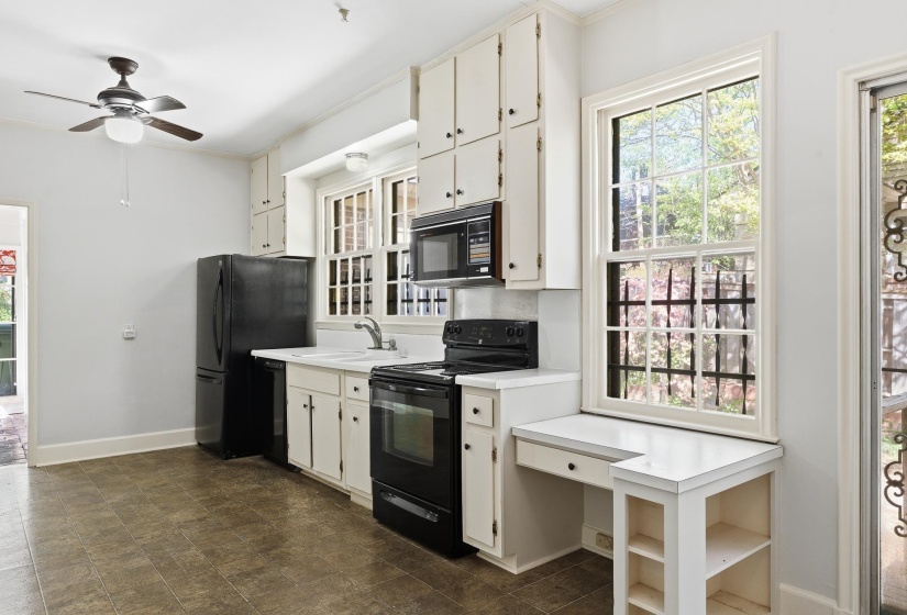 710 ROSEMARY LN, Memphis, Tennessee 38104, 2 Bedrooms Bedrooms, 7 Rooms Rooms,1 BathroomBathrooms,Residential,For Sale,ROSEMARY,10218684