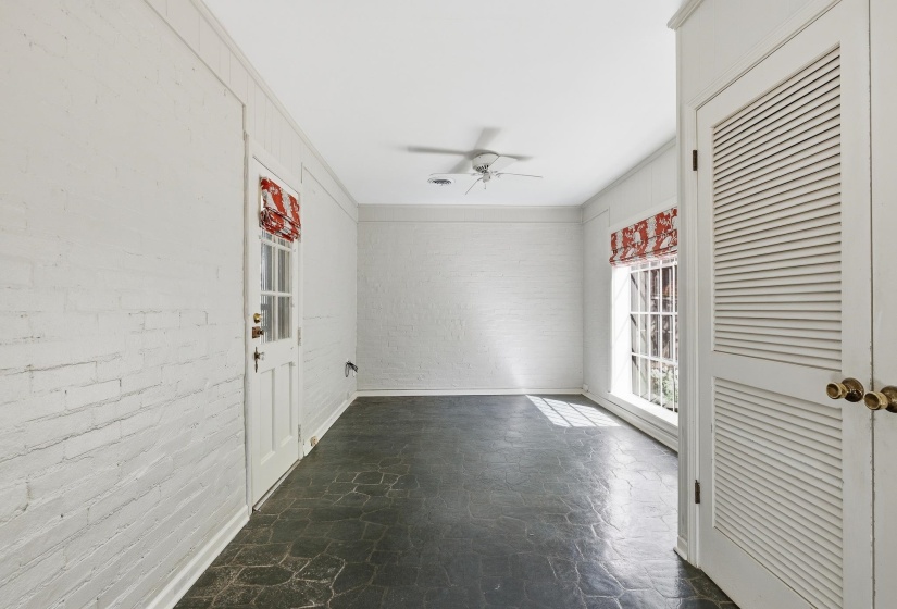 710 ROSEMARY LN, Memphis, Tennessee 38104, 2 Bedrooms Bedrooms, 7 Rooms Rooms,1 BathroomBathrooms,Residential,For Sale,ROSEMARY,10218684