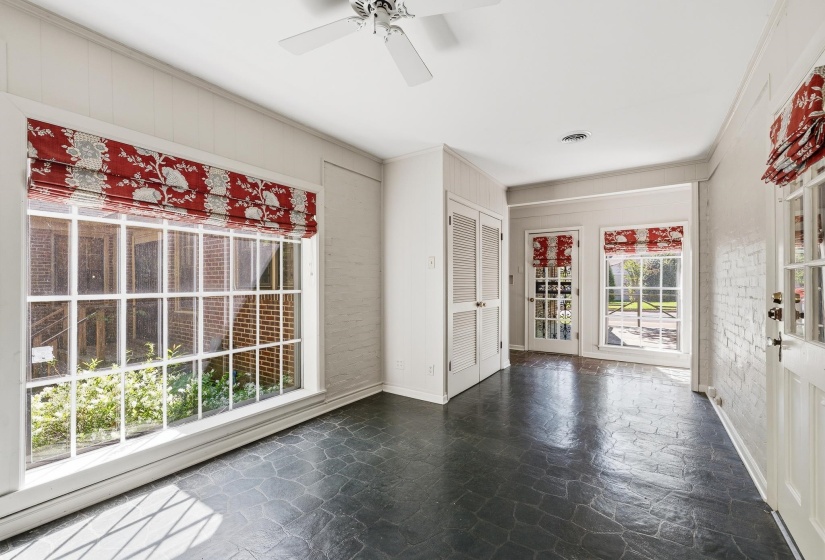 710 ROSEMARY LN, Memphis, Tennessee 38104, 2 Bedrooms Bedrooms, 7 Rooms Rooms,1 BathroomBathrooms,Residential,For Sale,ROSEMARY,10218684
