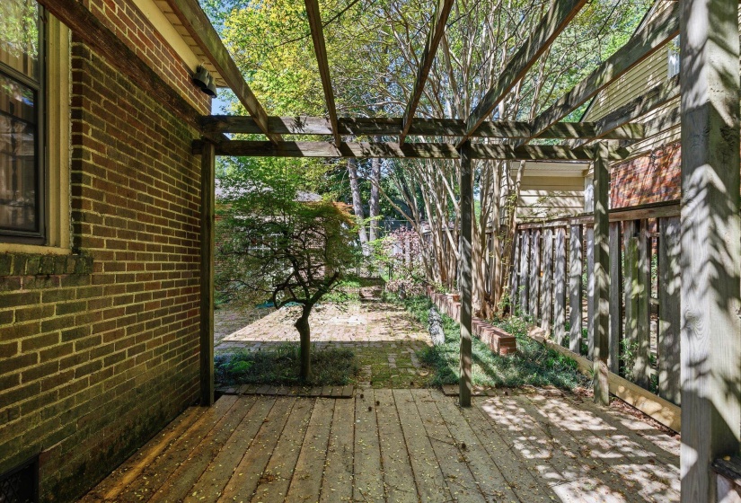 710 ROSEMARY LN, Memphis, Tennessee 38104, 2 Bedrooms Bedrooms, 7 Rooms Rooms,1 BathroomBathrooms,Residential,For Sale,ROSEMARY,10218684