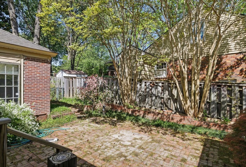 710 ROSEMARY LN, Memphis, Tennessee 38104, 2 Bedrooms Bedrooms, 7 Rooms Rooms,1 BathroomBathrooms,Residential,For Sale,ROSEMARY,10218684