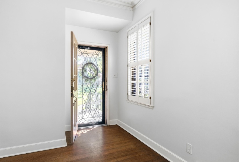 710 ROSEMARY LN, Memphis, Tennessee 38104, 2 Bedrooms Bedrooms, 7 Rooms Rooms,1 BathroomBathrooms,Residential,For Sale,ROSEMARY,10218684