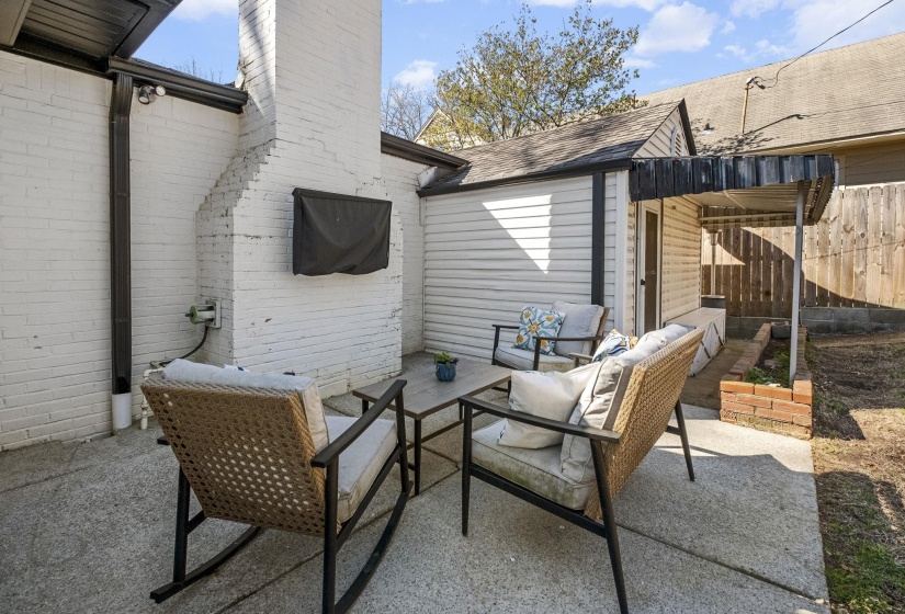 4120 VILLAGE RD, Memphis, Tennessee 38117, 3 Bedroom Bedrooms, 3 Room Rooms,2 BathroomBathrooms,Residential,For Sale,VILLAGE,0,10218687
