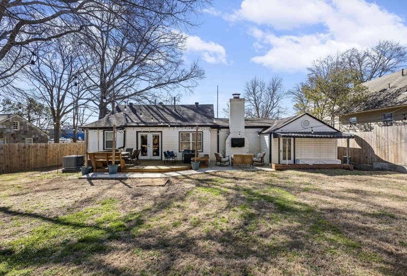 4120 VILLAGE RD, Memphis, Tennessee 38117, 3 Bedroom Bedrooms, 3 Room Rooms,2 BathroomBathrooms,Residential,For Sale,VILLAGE,0,10218687
