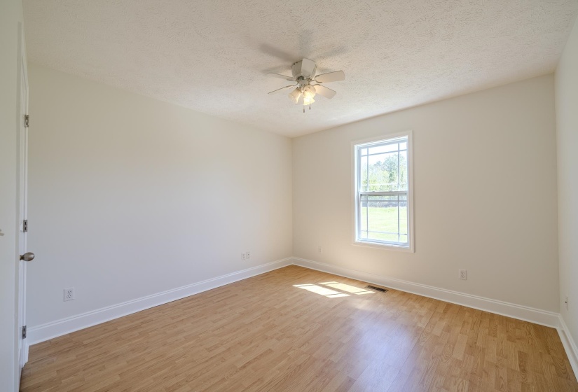 200 BOYD RD, Adamsville, Tennessee 38310, 3 Bedrooms Bedrooms, 8 Rooms Rooms,2 BathroomsBathrooms,Residential,For Sale,BOYD,10218689