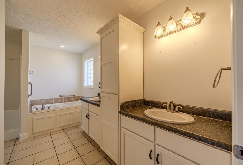 200 BOYD RD, Adamsville, Tennessee 38310, 3 Bedrooms Bedrooms, 8 Rooms Rooms,2 BathroomsBathrooms,Residential,For Sale,BOYD,10218689