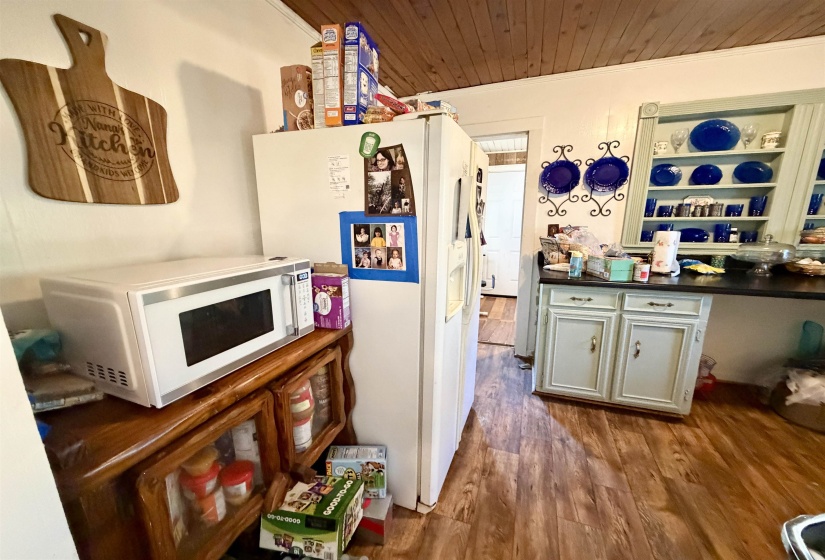 1527 LEAPWOOD ENVILLE RD, Adamsville, Tennessee 38310-4739, 3 Bedrooms Bedrooms, 7 Rooms Rooms,2 BathroomsBathrooms,Residential,For Sale,LEAPWOOD ENVILLE,10218691