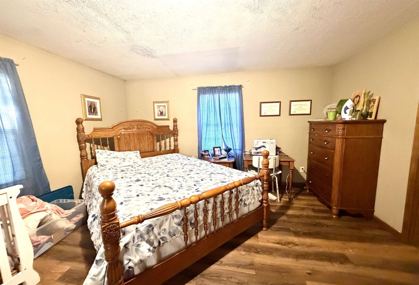 1527 LEAPWOOD ENVILLE RD, Adamsville, Tennessee 38310-4739, 3 Bedrooms Bedrooms, 7 Rooms Rooms,2 BathroomsBathrooms,Residential,For Sale,LEAPWOOD ENVILLE,10218691